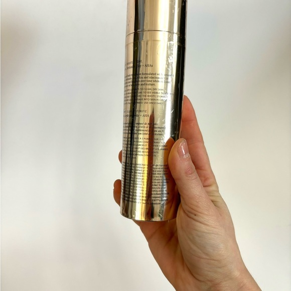 NWT JLO Beauty Tighten + Tease Ultimate Body Serum - full size - Picture 8 of 11